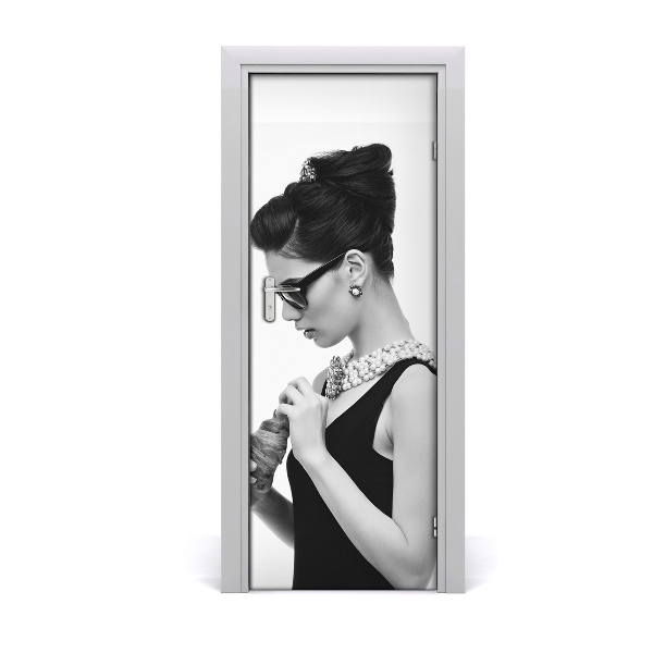 Autocolant de uşă Audrey Hepburn