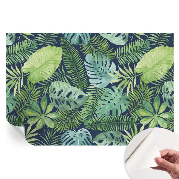 Tapet autoadeziv pentru camera de zi cu model de frunze tropicale