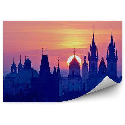 Fototapet perete Disc Solar Între Turlele Vechii Biserici Din Praga