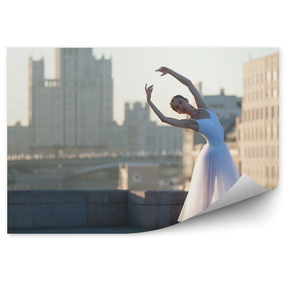 Fototapet pentru perete Balerina dansând clădirile orașului Moscova