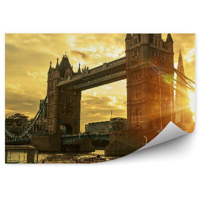 Fototapet vintage Celebrul pod englezesc în strălucirea soarelui la apus