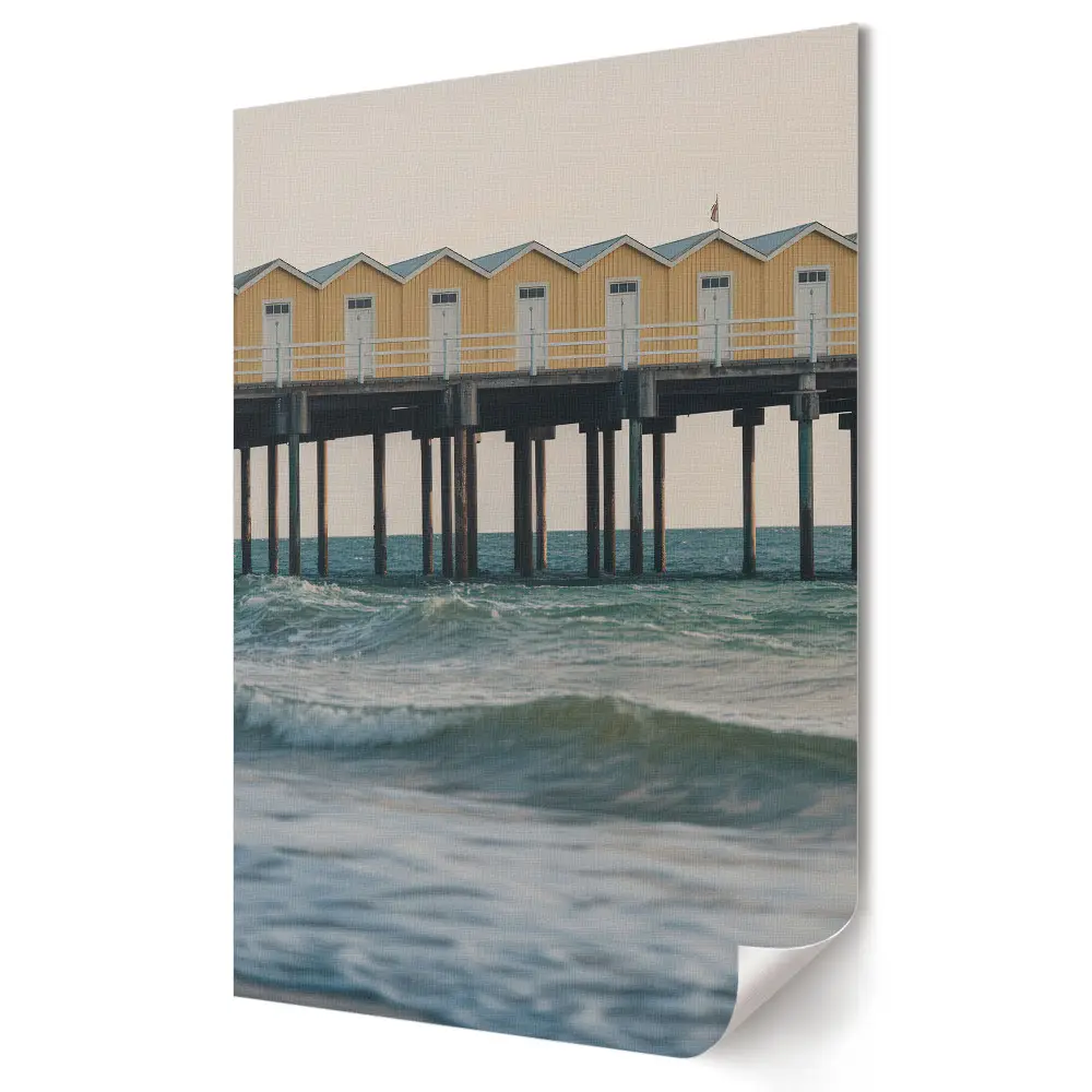 Tablou canvas cu case colorate pe dig lângă mare