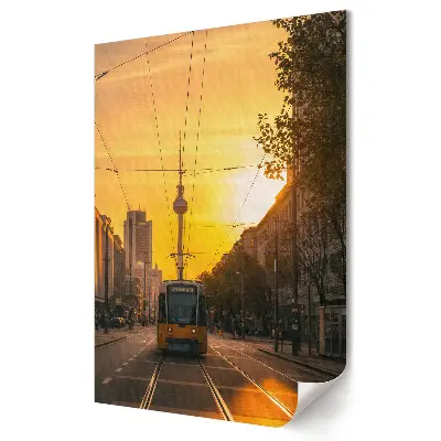 Tablou canvas cu apus de soare și tramvai din Berlin
