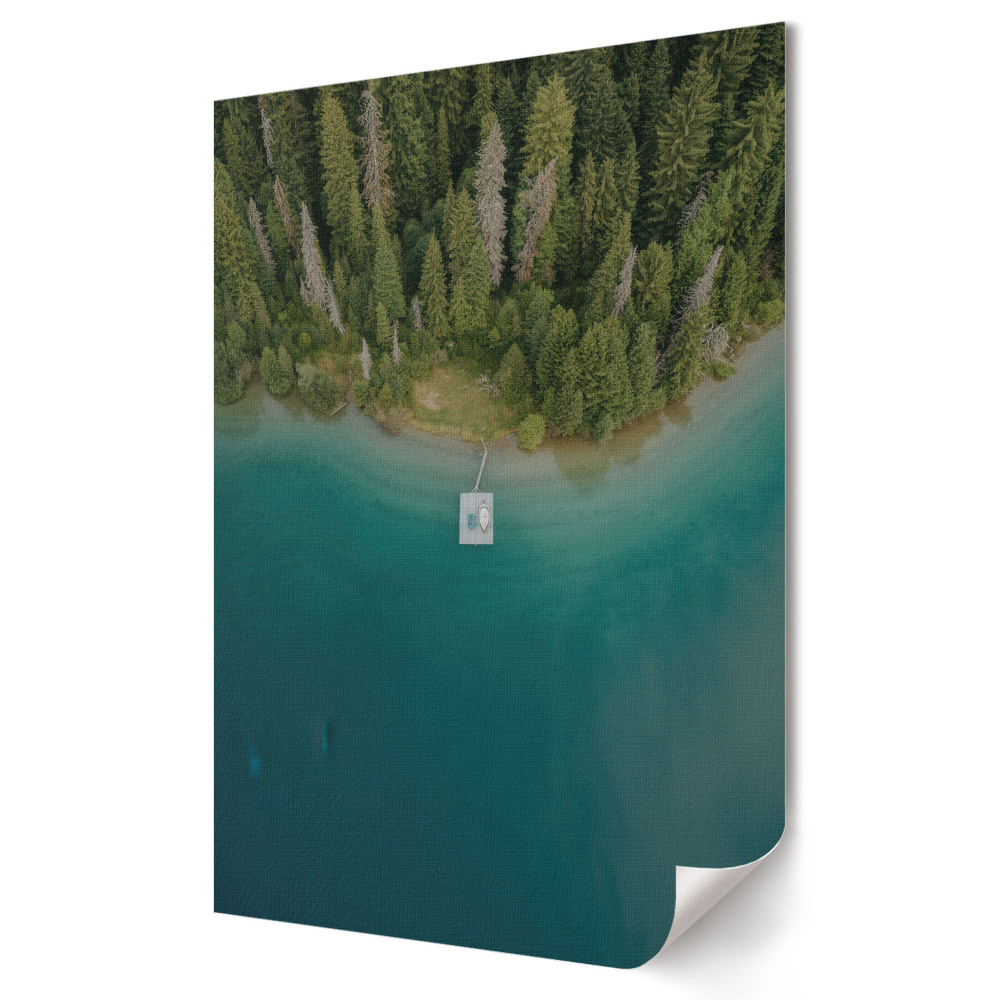 Poster de perete Pace lângă lac printre păduri