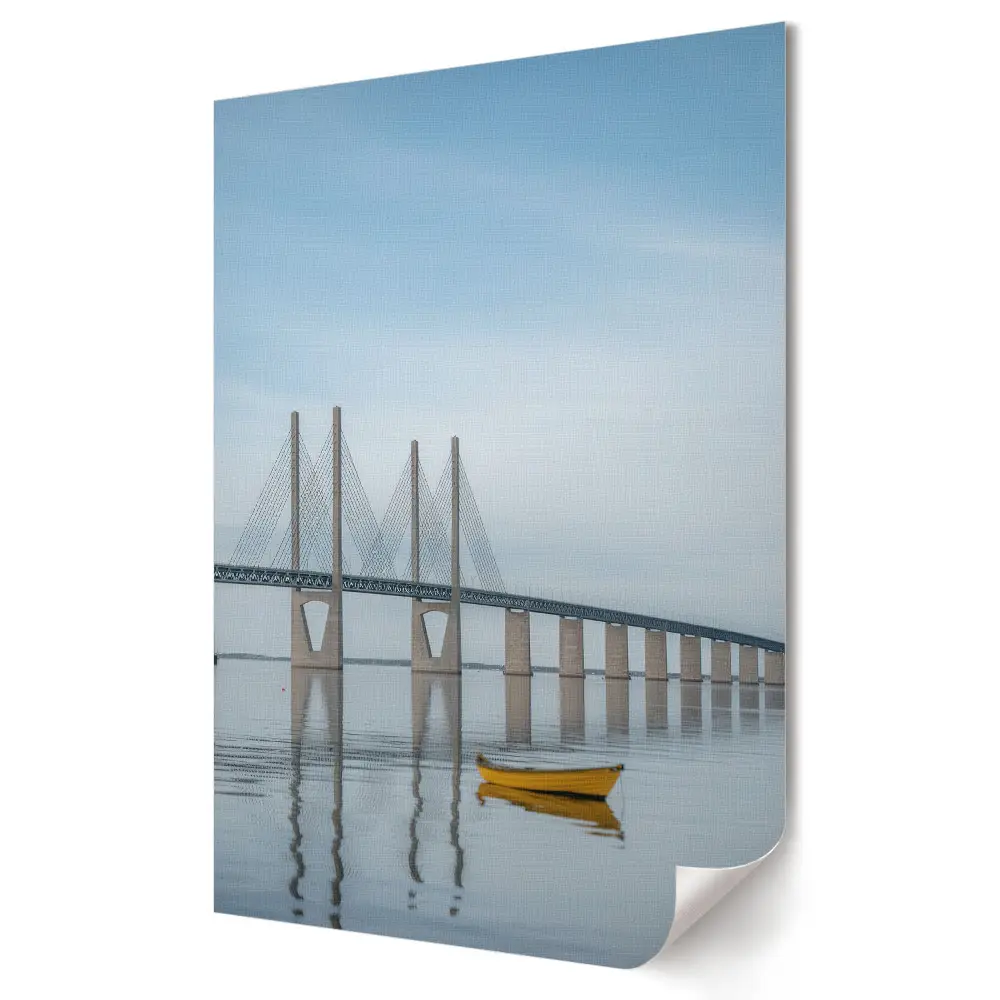 Tablou canvas O dimineață liniștită pe râu cu un pod