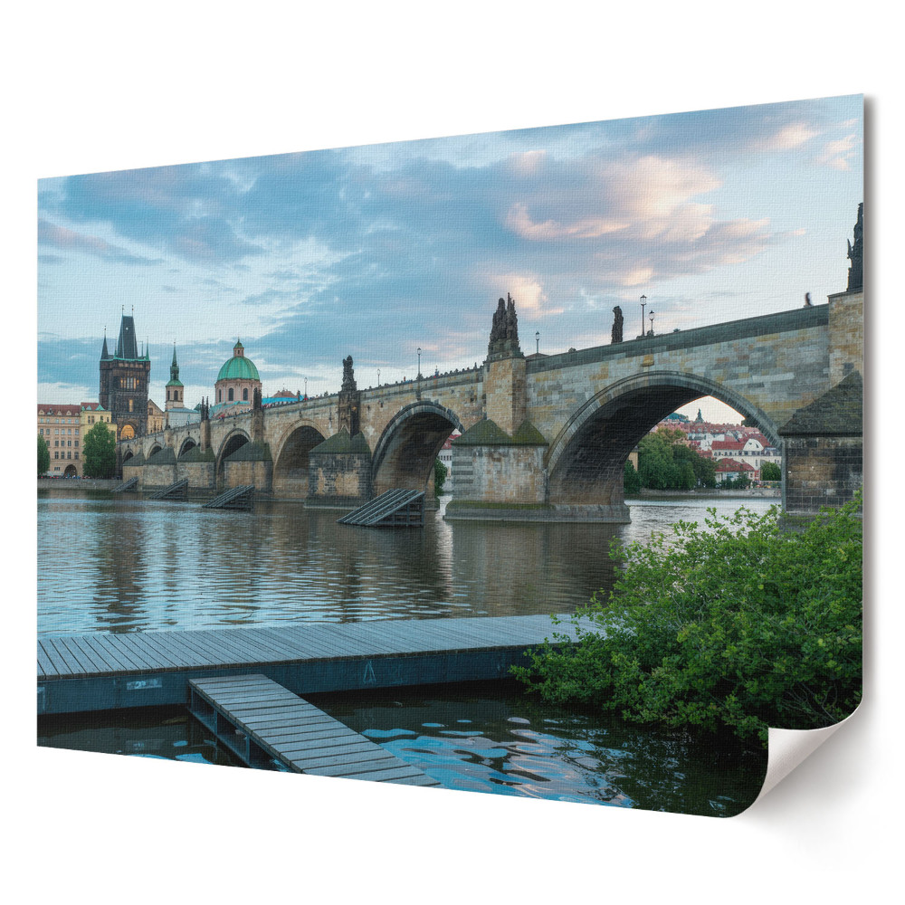 Poster stilat pentru living Podul Carol din Praga la amurg