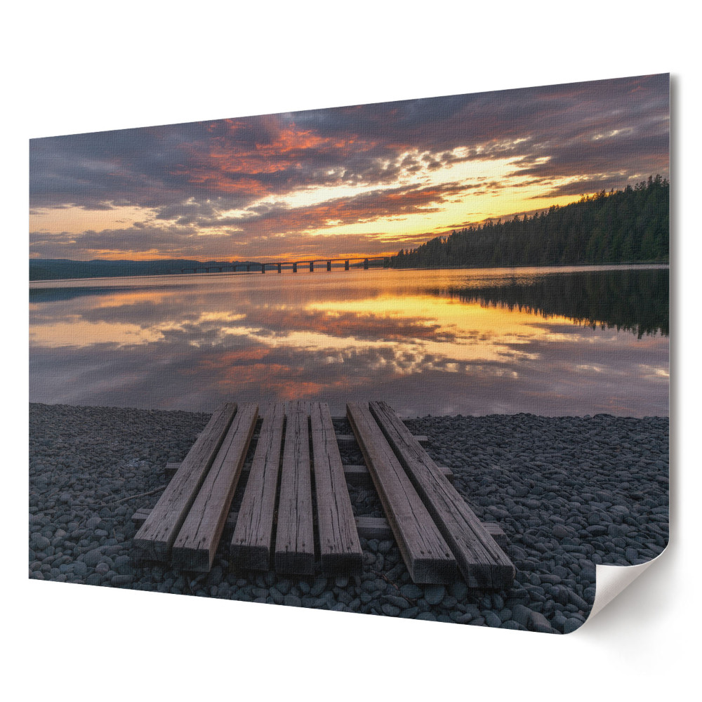 Tablou canvas modern Apus de soare peste un lac liniștit