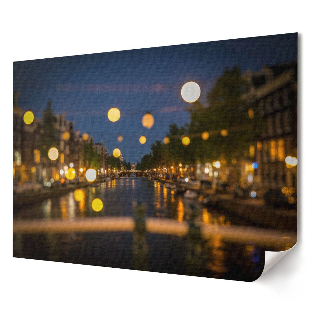 Poster de perete elegant Vedere nocturnă a unui canal din Amsterdam