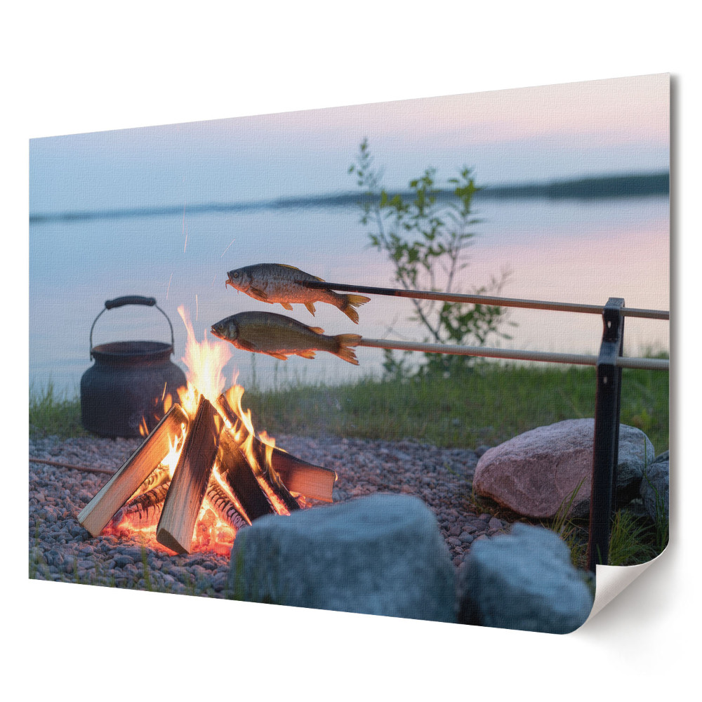 Tablou canvas modern Afumarea peștelui la foc lângă lac