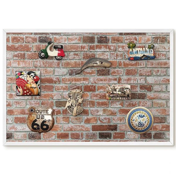 Panou magnetic rustic înrămat cu aspect de cărămidă în nuanțe calde