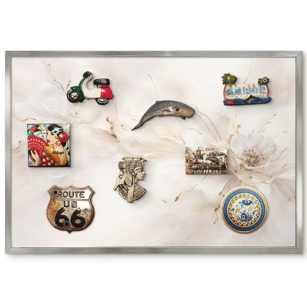 Tablă metalică de perete cu ramă decorată cu motiv floral elegant